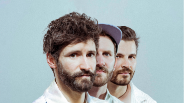 Après Bach, Trio SR9 dynamite les plus grands tubes pop avec des marimbas !