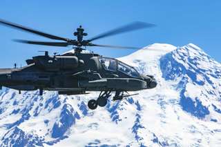 Les États-Unis veulent créer un jumeau numérique de l’hélicoptère Apache