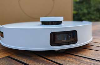 Prise en main Ecovacs Deebot T10 Turbo : un robot nettoyeur de sol qui met l’IA au service du confort quotidien