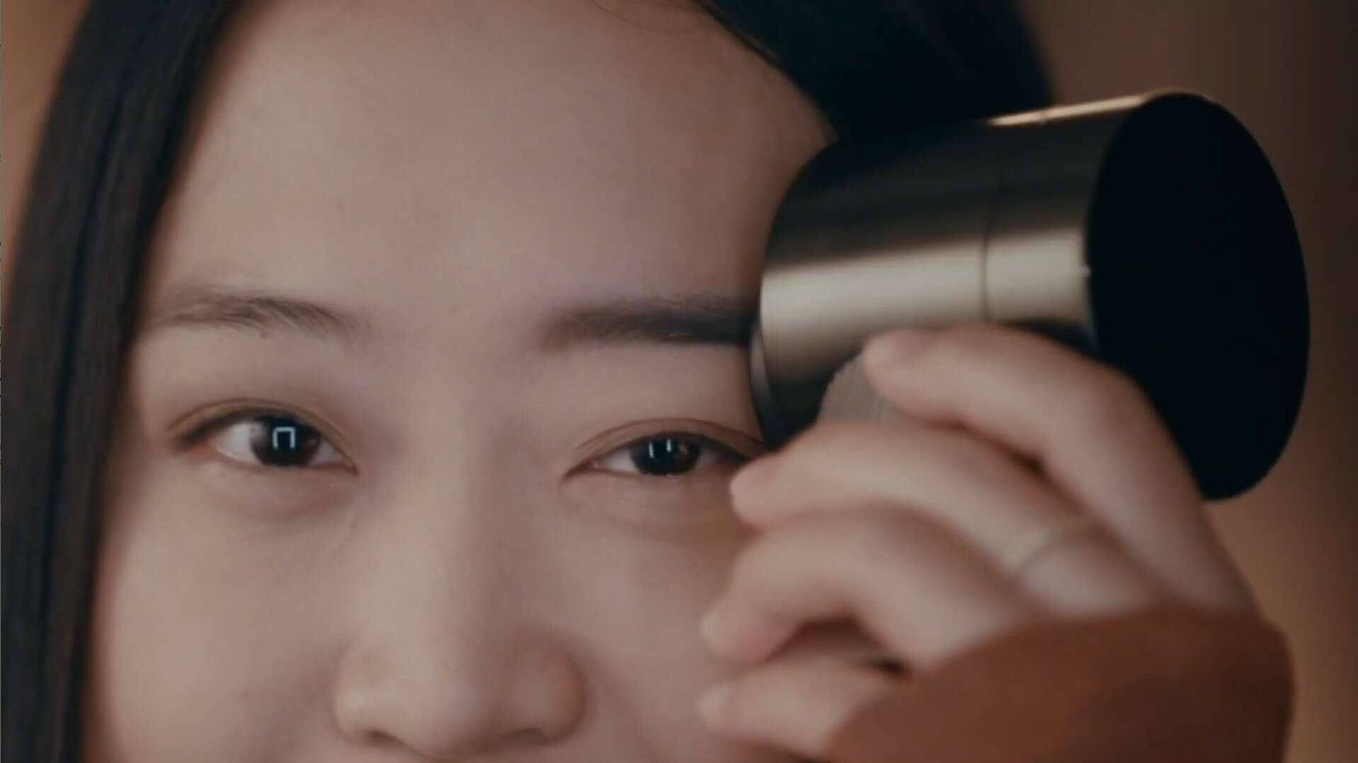 Craquerez-vous pour cette machine qui applique le maquillage dévoilée par L’Oréal ?