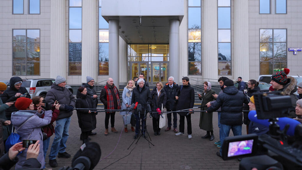 La Russie dissout le Groupe Helsinki, la plus ancienne ONG de défense des droits humains