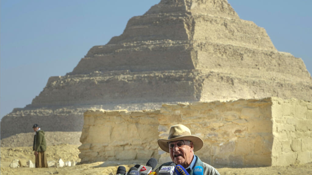 L’Égypte annonce la découverte de nouvelles tombes pharaoniques et d’une momie à Saqqara