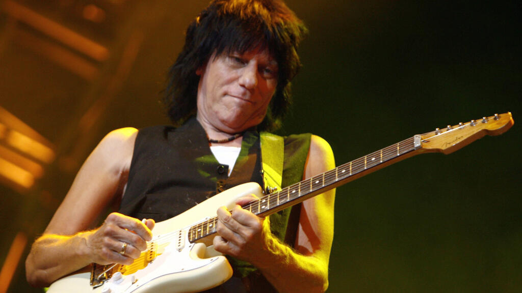 Mort du célèbre guitariste de rock britannique Jeff Beck