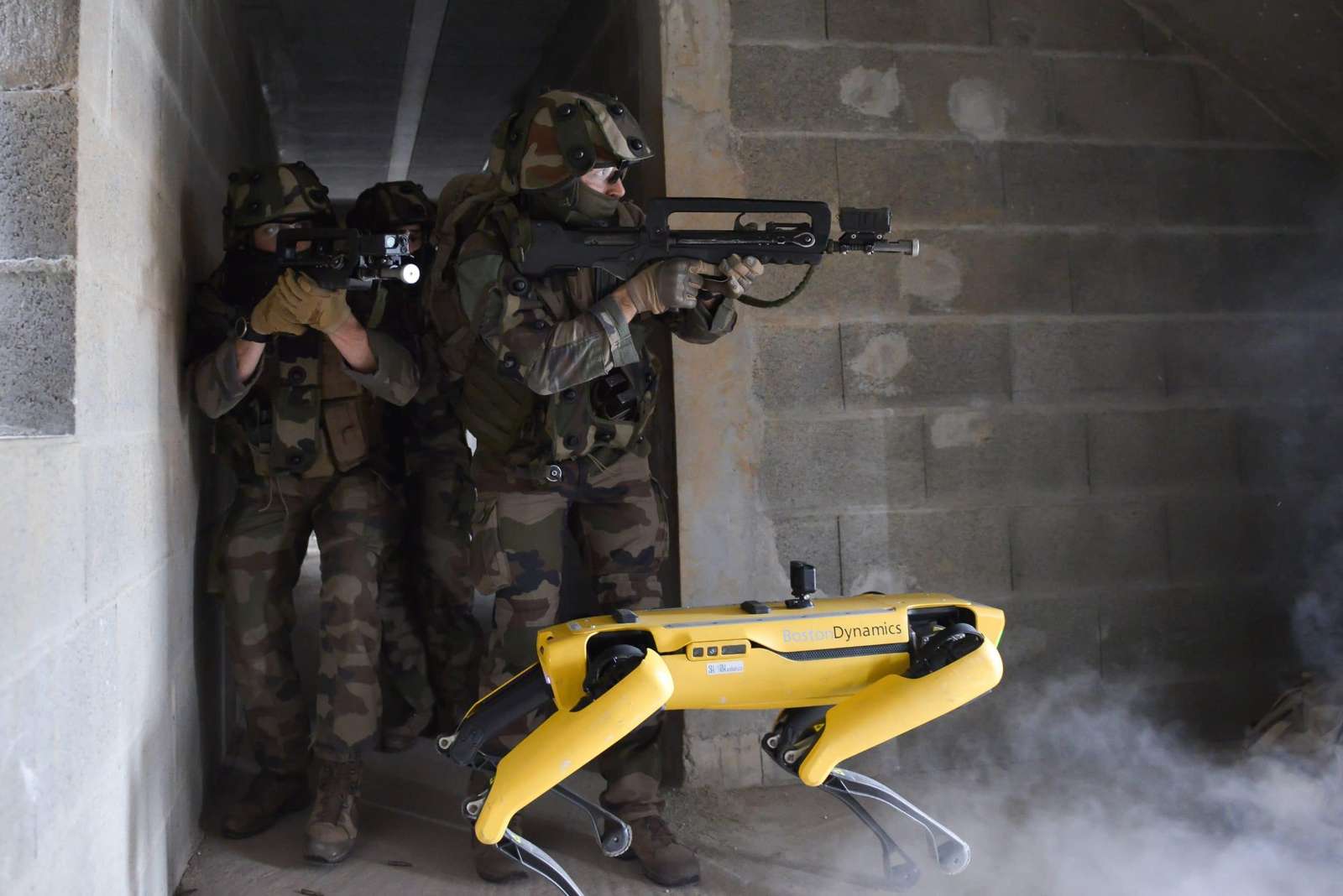 Un robot de l’armée américaine s’est fait berner par un carton !