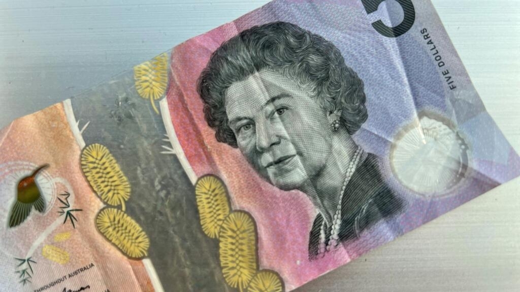 Australie: le roi Charles III ne sera pas représenté sur les nouveaux billets de banque du pays